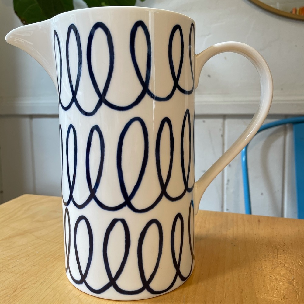 ⭐️SOLD⭐️ Kate spade charlotte street Lenox pitcher